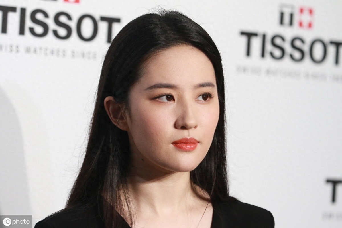 我们喜欢的菲菲姐