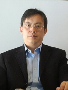 ​杨振宁：理论物理学的