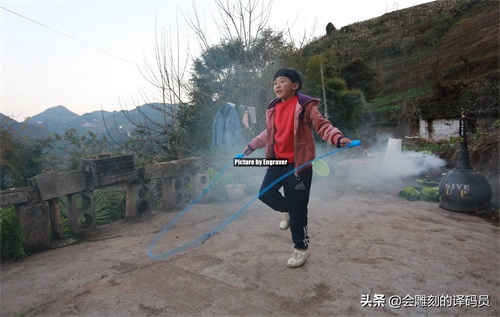 贵州8岁女拳手“小汤圆”的梦想：成为“世界拳王”