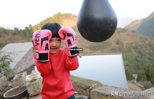 贵州8岁女拳手“小汤圆”的梦想：成为“世界拳王”