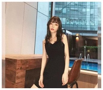 ​李小璐穿露脐装热舞，