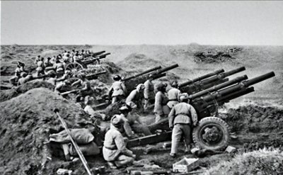 ​廖耀湘被俘后在宴上拍