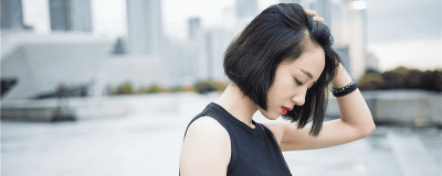 ​额头高的女生适合什么