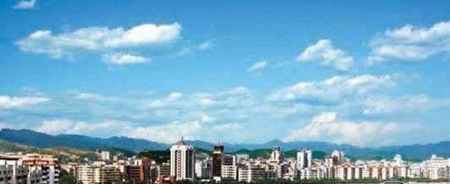 四川省最穷的五个市，第一是巴中，第四是南充