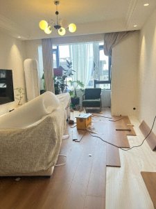 ​“卧室铺木地板”已经