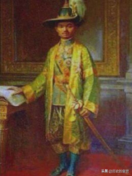 至今统治泰国的朝代——曼谷王朝九代先王登基画像，全是明君英主