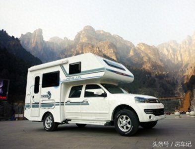 ​自行式C型房车，长城房