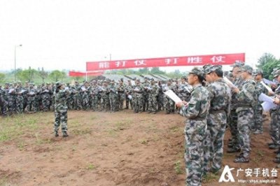 ​广安：民兵唱响《中国