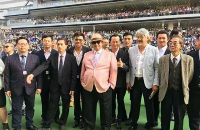 ​“洪家班”到底捧红了