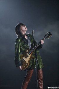 ​刘忻：从JYP瑰宝到浪姐