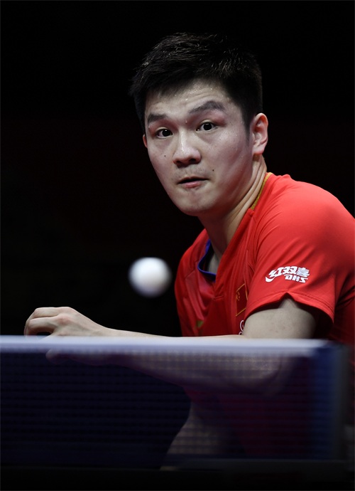 乒乓球——地表最强12人赛：樊振东胜周启豪
