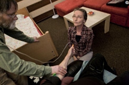 直击：瑞士安乐死全过程：三十秒沉睡三分钟死亡，对生命的敬仰