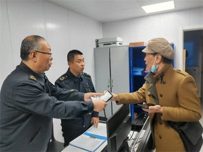 ​旅客弄丢护照、手机，